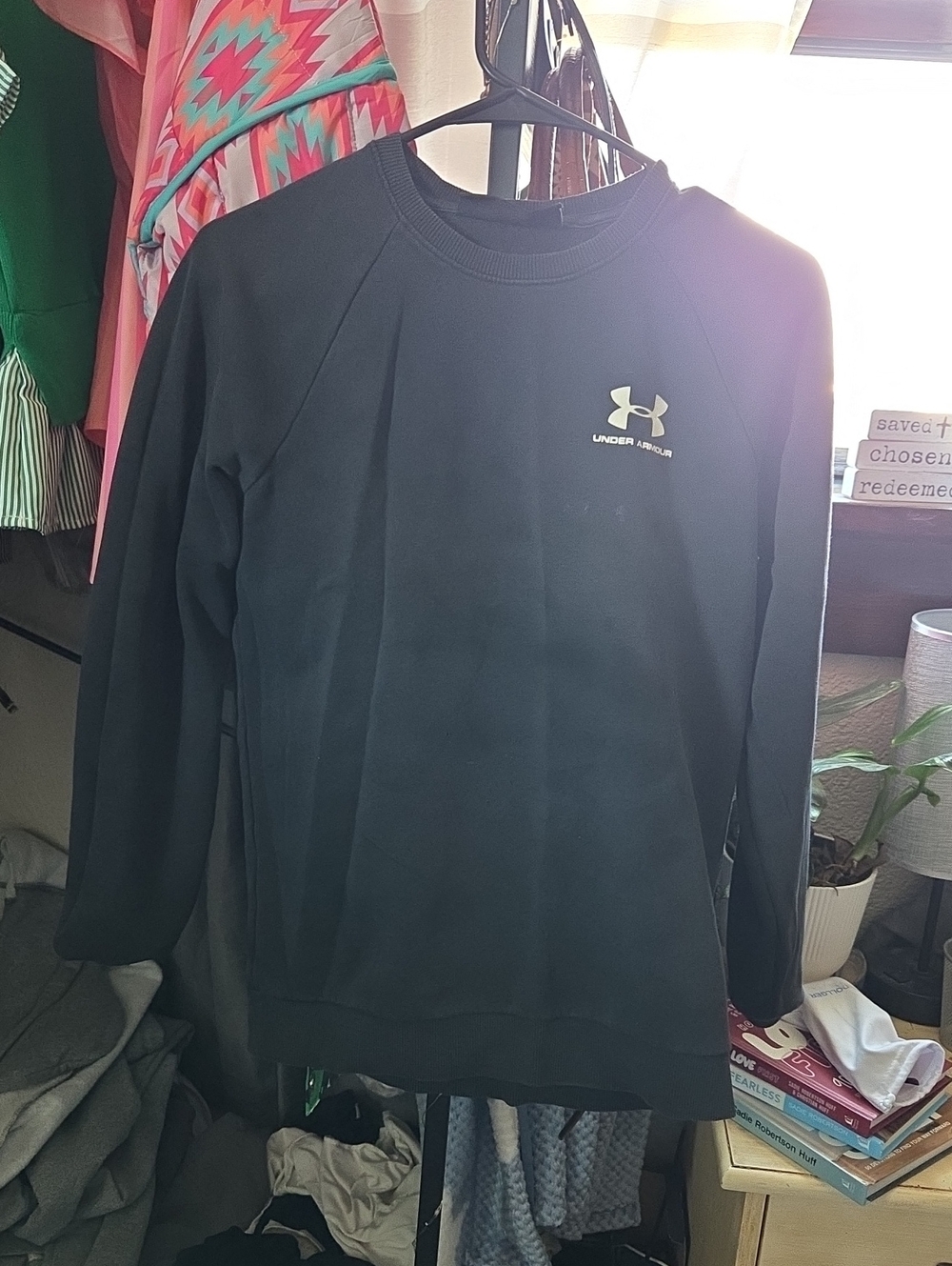 Under Armour Womens Black Crewneck Sweatshirt